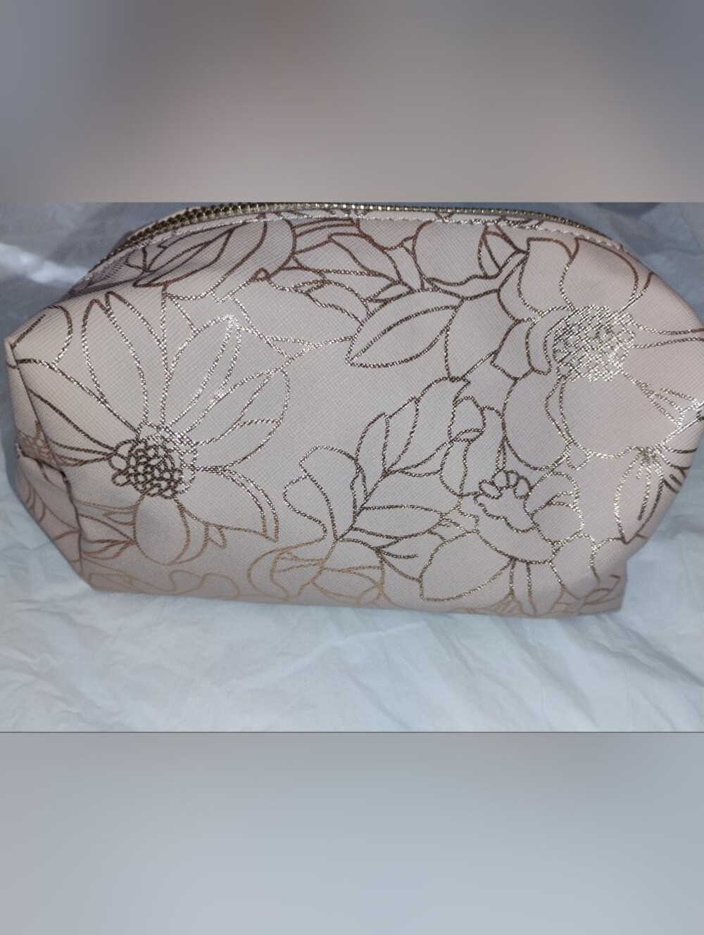 Vince Camuto Blush Pink Floral Cosmetic Bag - Picture 3 of 5